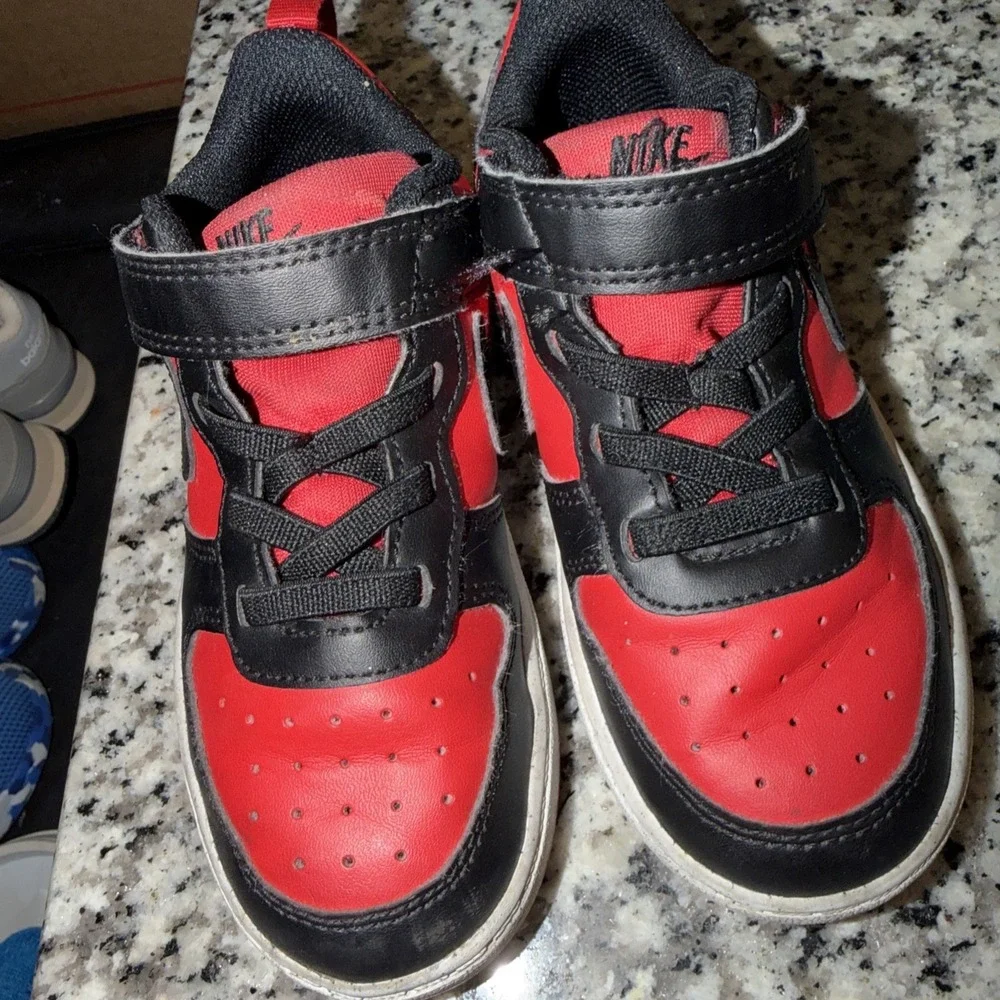 Nike Court Borough Low 2 Toddler Shoes Red Black Hook Loop Size 9C
